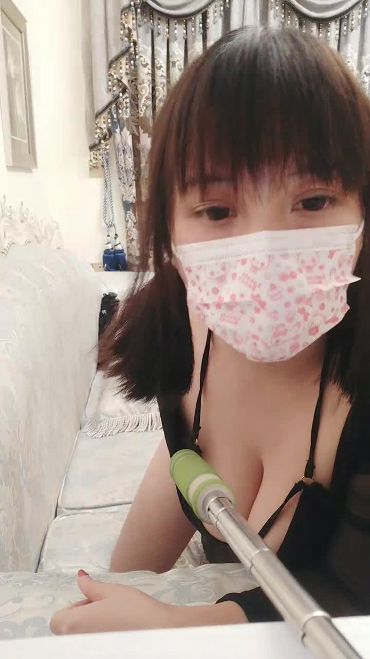 爆乳可爱主播尾巴噻肛道具特写紫薇大秀